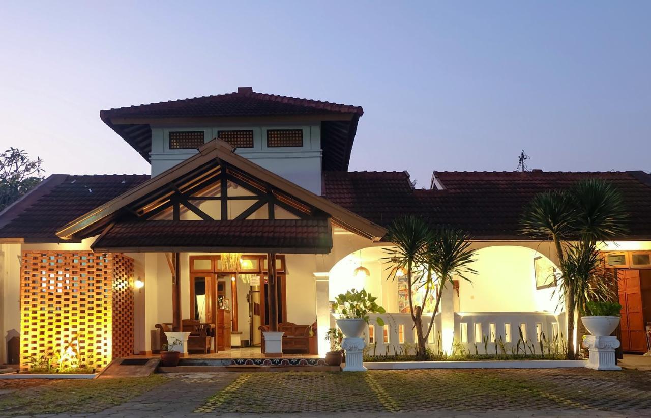 Rumah Mertua Heritage Jogjacarta Exterior foto